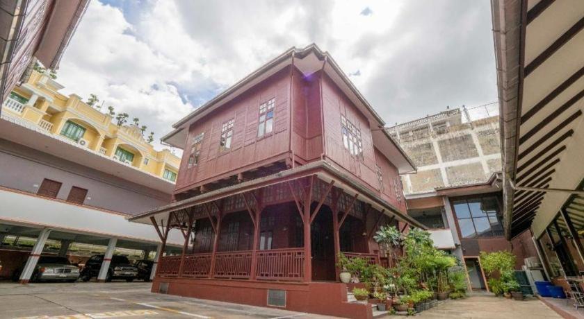 Oyo 1089 Baan Boran Hotell Bangkok Exteriör bild