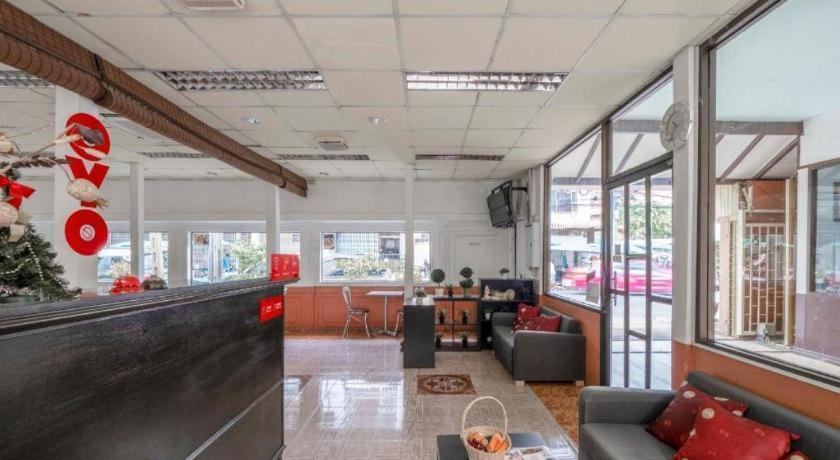 Oyo 1089 Baan Boran Hotell Bangkok Exteriör bild